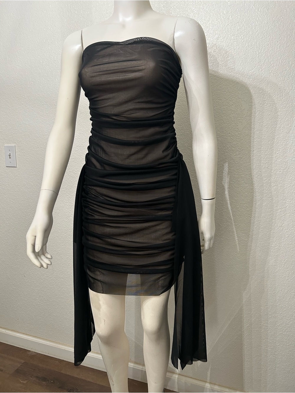 Forever 21 Sheer Ruched Strapless Black Dress